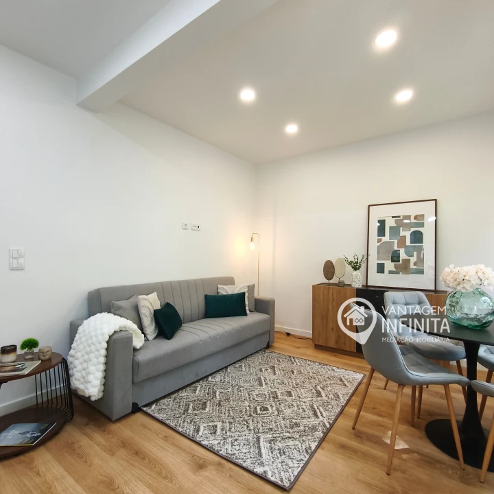 Apartamento T2 para Venda em Benfica Foto 7