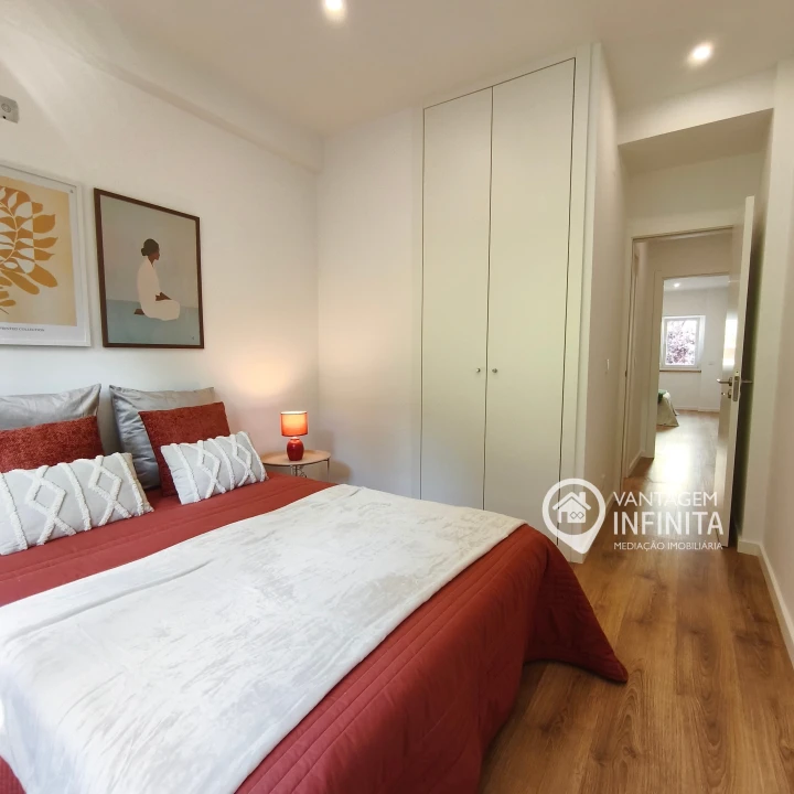 Apartamento T2 para Venda em Benfica Foto 15