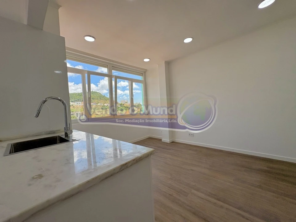 Apartamento T2 para Venda em Vila Franca de Xira Foto 18