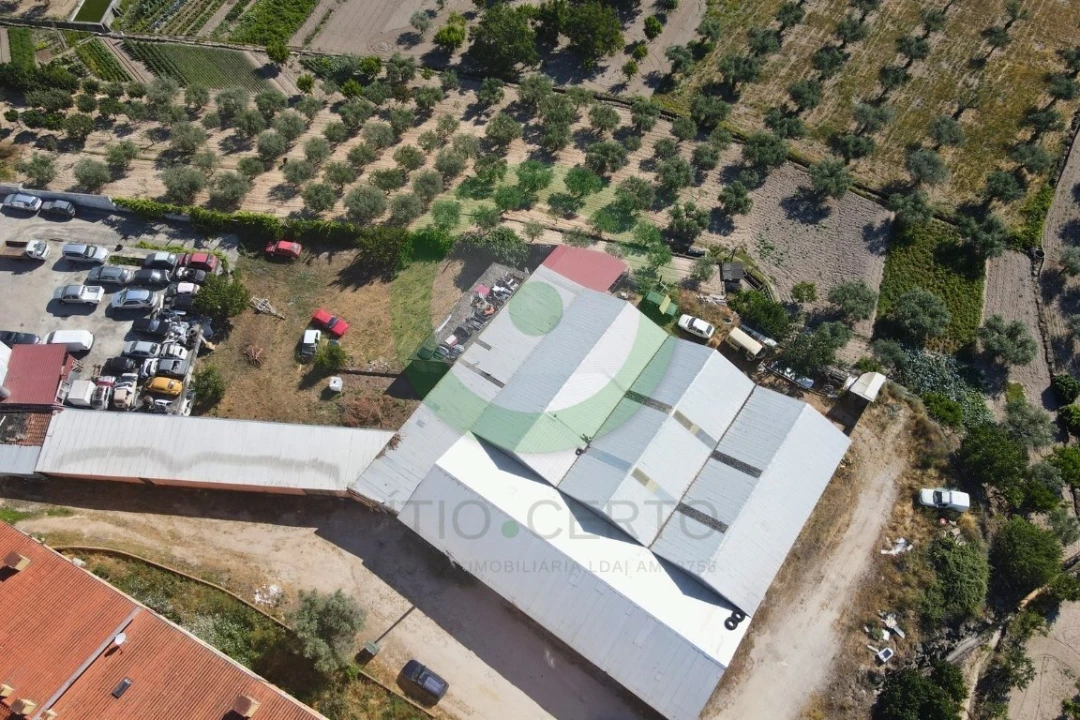Armazém para Venda em Valpaços e Sanfins Foto 2