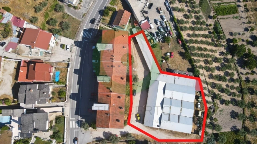 Armazém para Venda em Valpaços e Sanfins