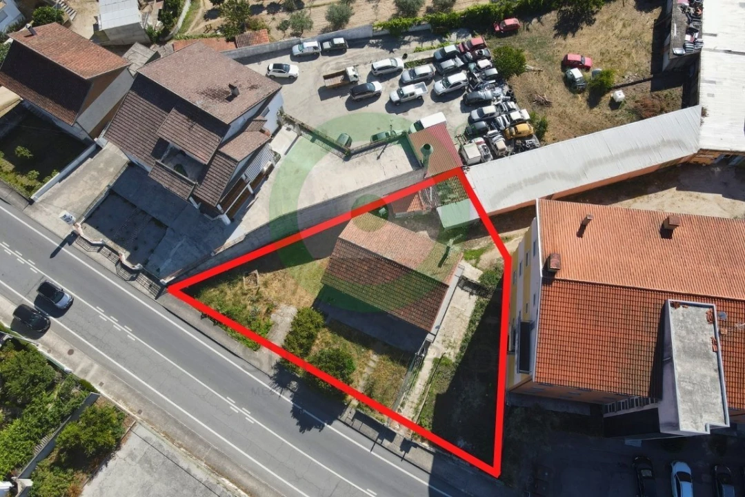 Moradia T6 para Venda em Valpaços e Sanfins Foto 1