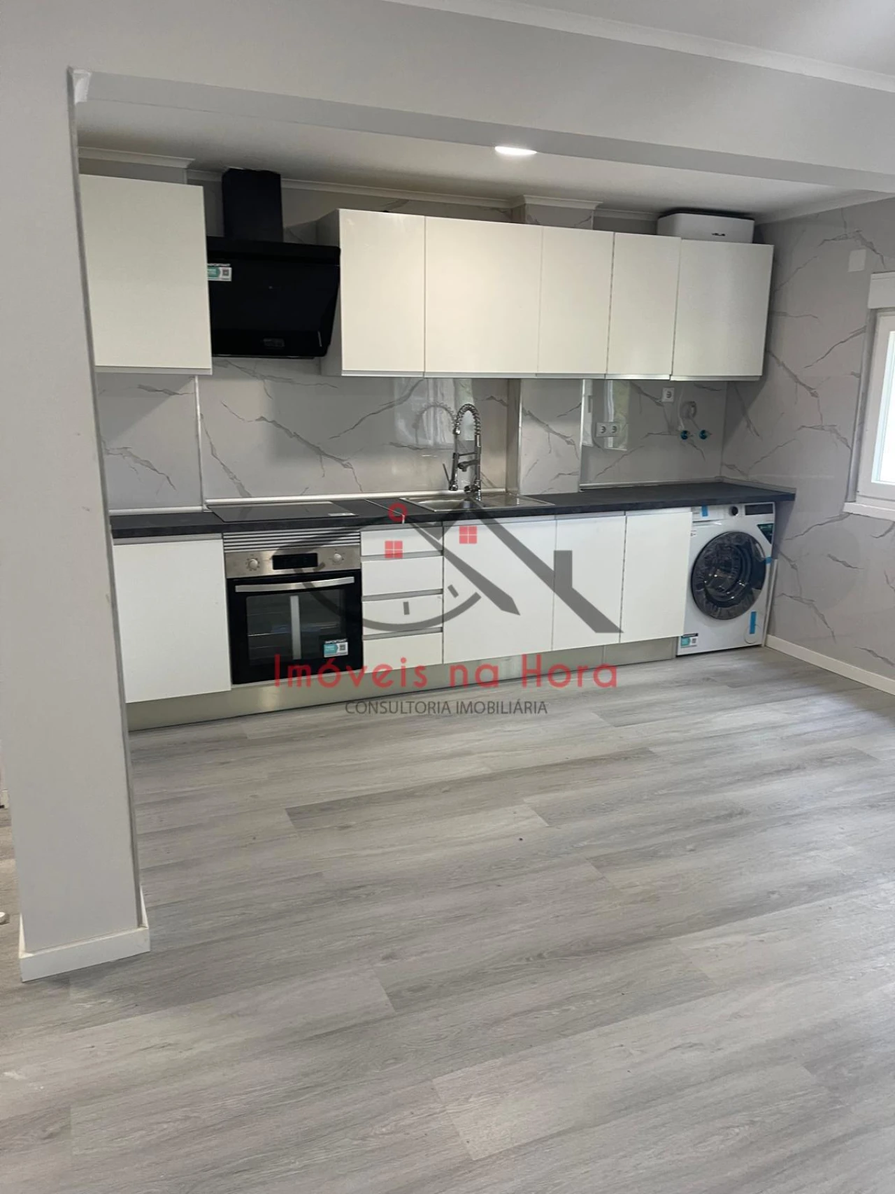 Apartamento T2 para Venda em Águas Livres Foto 13
