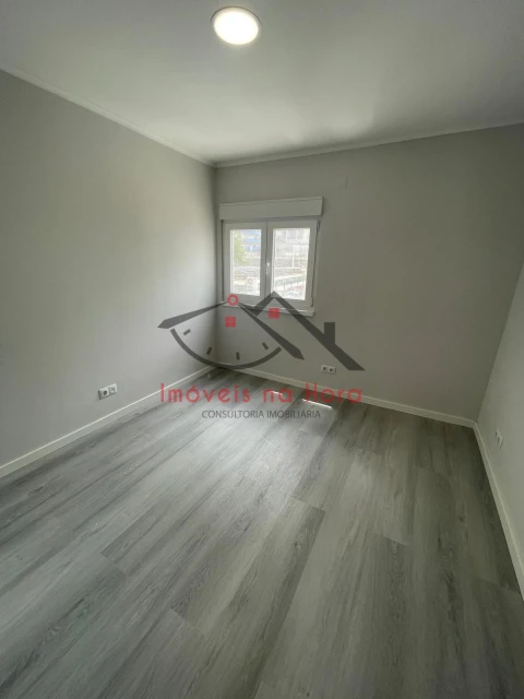 Apartamento T2 para Venda em Odivelas