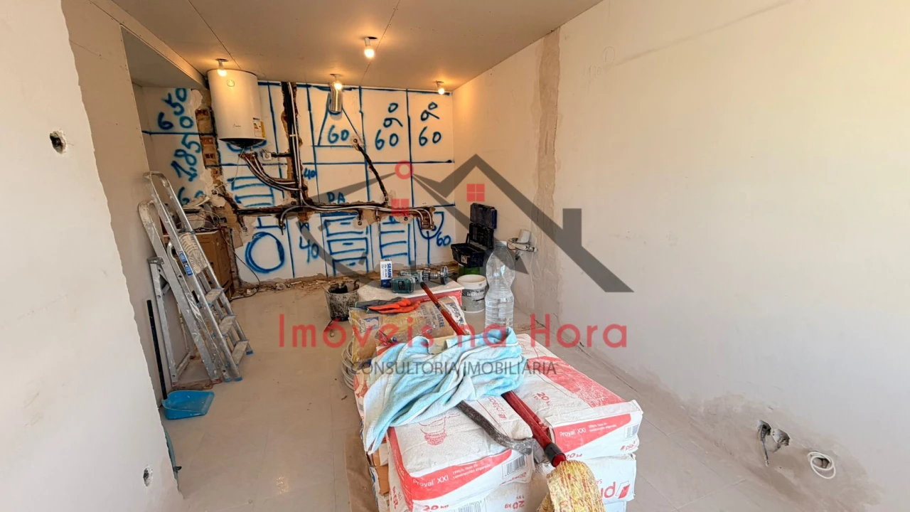 Apartamento T2 para Venda em Odivelas Foto 16