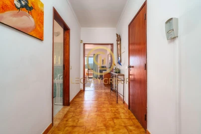Moradia T4 para Venda em Loule (São Clemente)