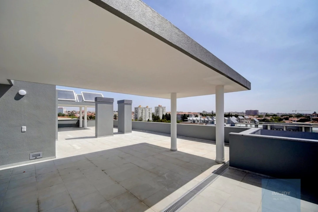 Apartamento T3 para Venda em Carcavelos e Parede Foto 4