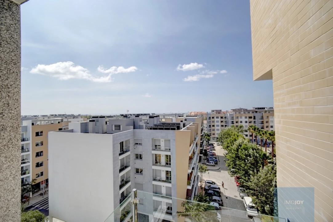 Apartamento T3 para Venda em Carcavelos e Parede Foto 28