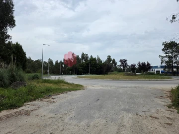 Terreno para Venda em Serzedo e Perosinho