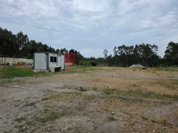 Terreno para Venda em Serzedo e Perosinho