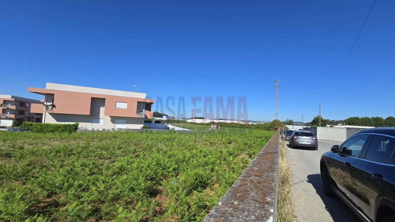Terreno para Venda em Landim Foto 2