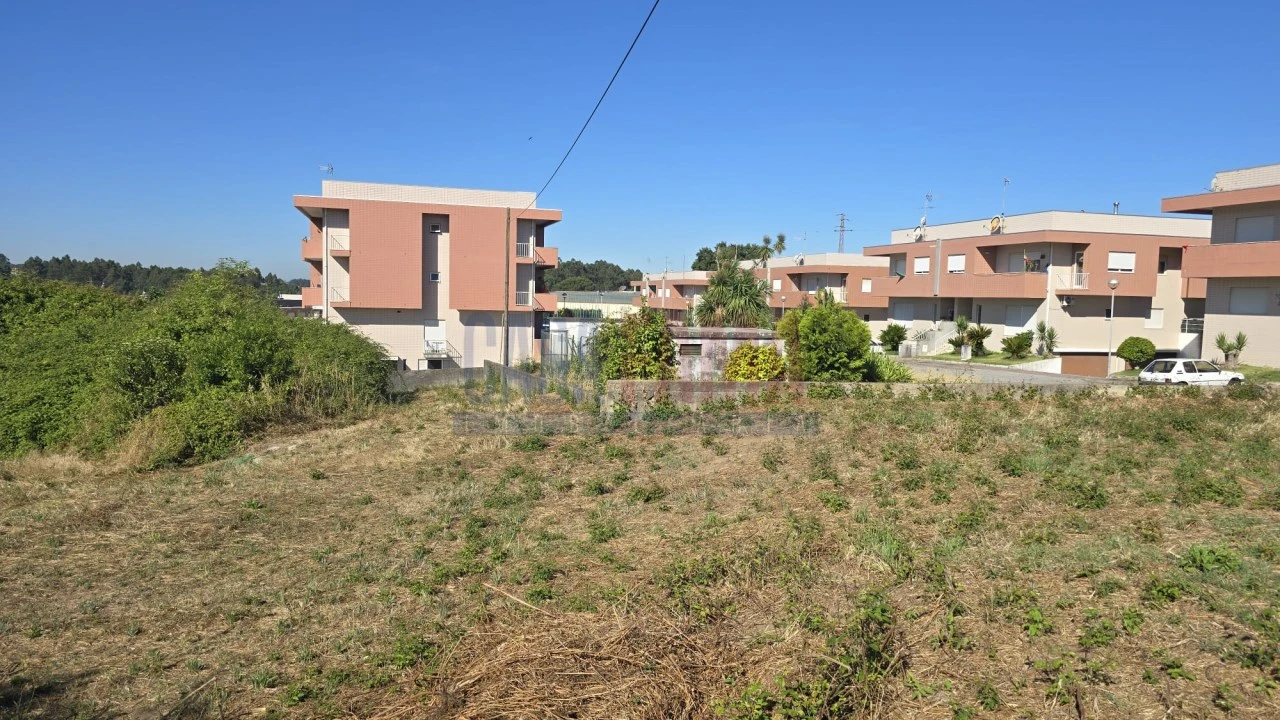 Terreno para Venda em Landim Foto 9