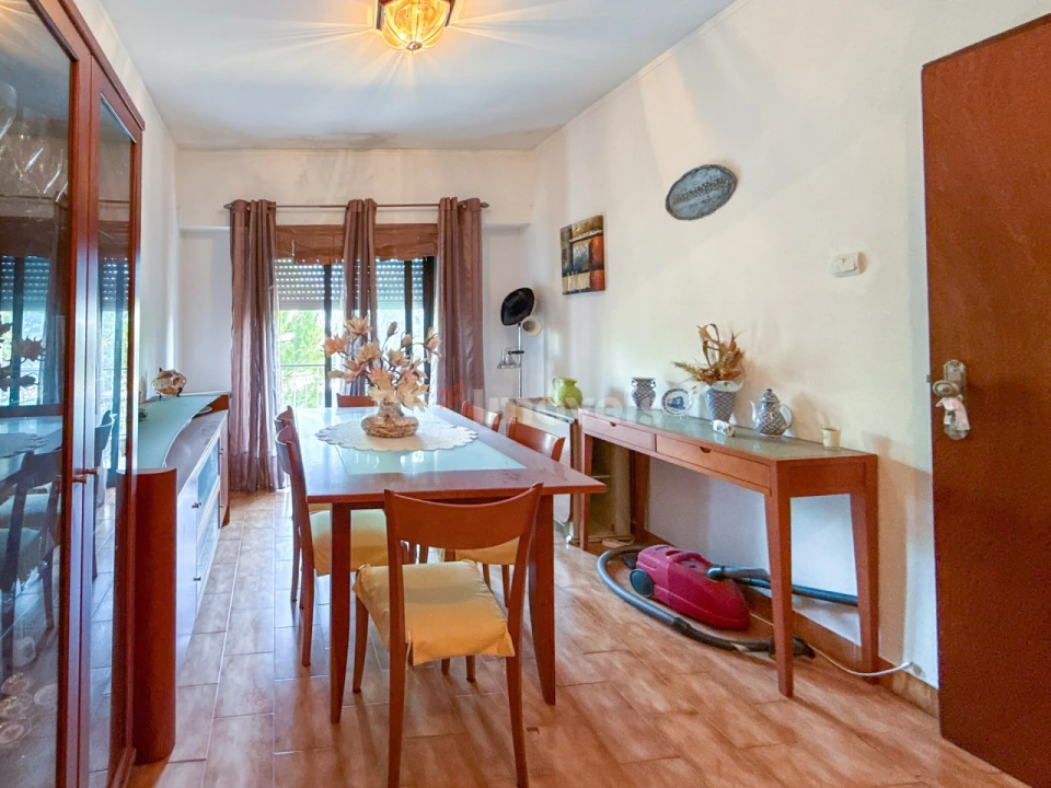 Apartamento T2 para Venda em São João Baptista Foto 8