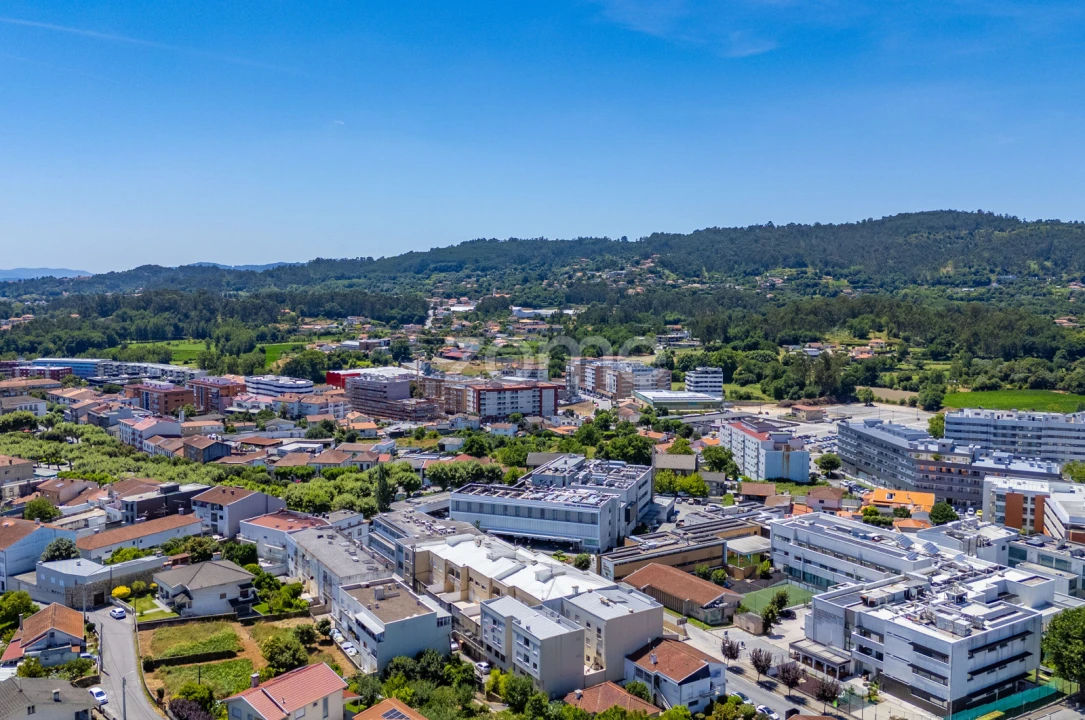 Apartamento T2 para Venda em Vila Verde e Barbudo Foto 19
