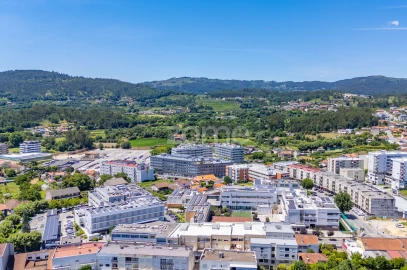 Apartamento T2 para Venda em Vila Verde e Barbudo