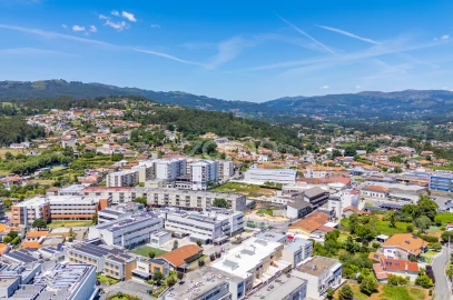 Apartamento T2 para Venda em Vila Verde e Barbudo