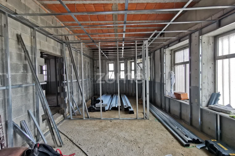 Apartamento T1 para Venda em Oliveira do Douro Foto 7