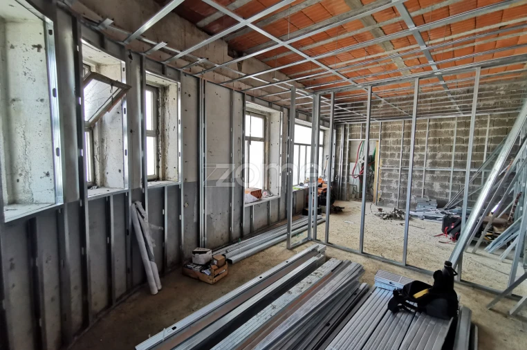 Apartamento T1 para Venda em Oliveira do Douro Foto 14