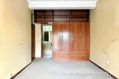 Apartamento T4 para Venda em Ramalde