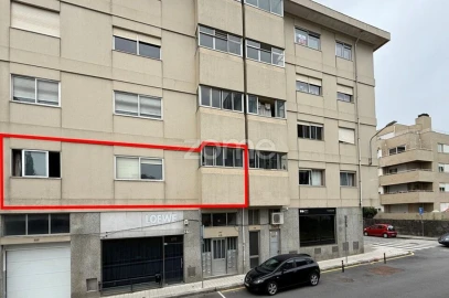 Apartamento T4 para Venda em Ramalde