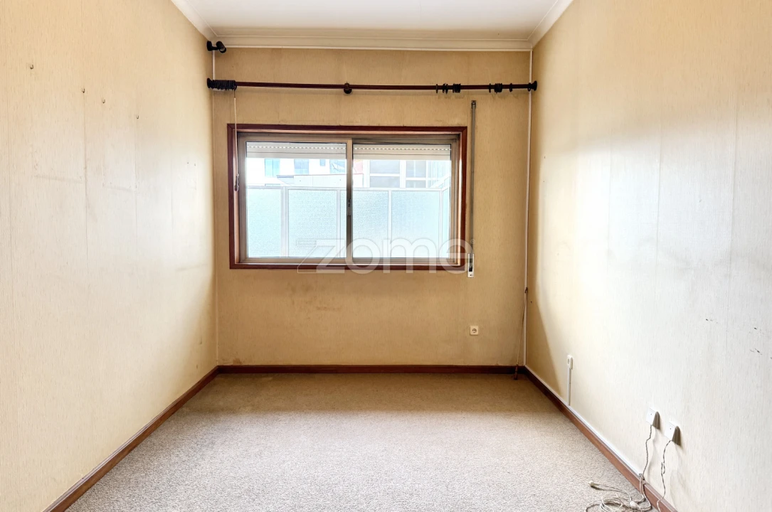 Apartamento T4 para Venda em Ramalde Foto 28