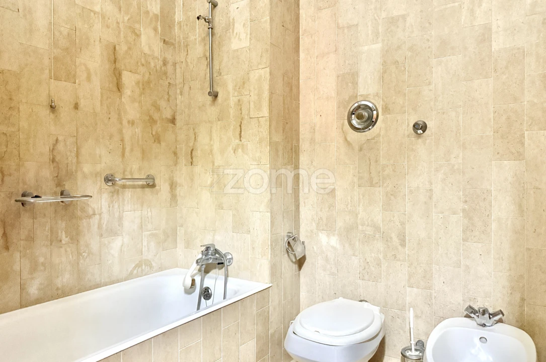 Apartamento T4 para Venda em Ramalde Foto 35