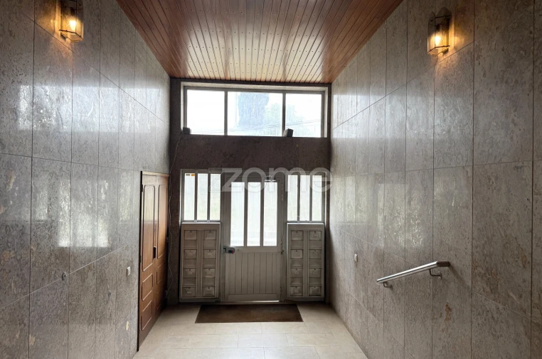 Apartamento T4 para Venda em Ramalde Foto 37