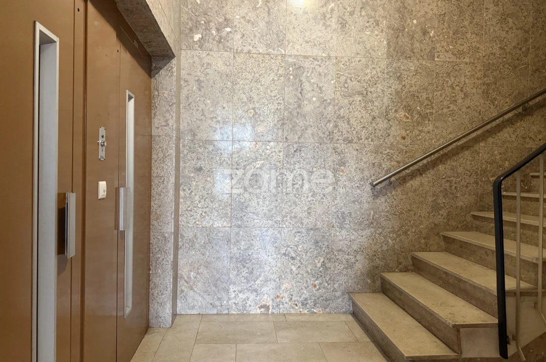 Apartamento T4 para Venda em Ramalde Foto 34