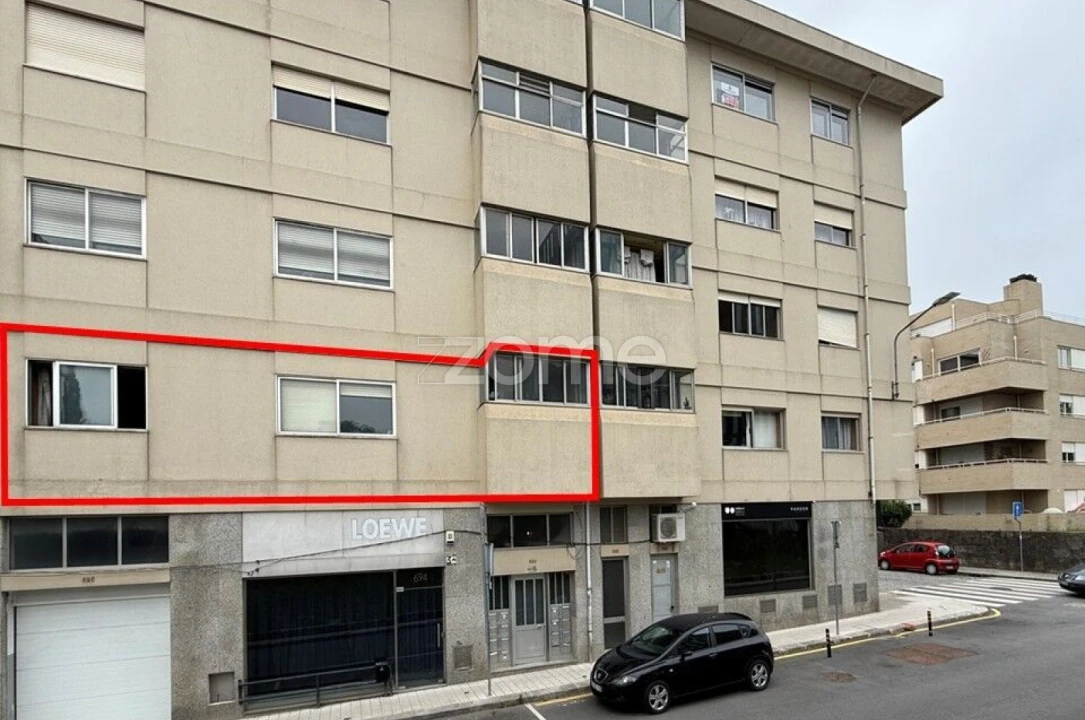 Apartamento T4 para Venda em Ramalde Foto 45