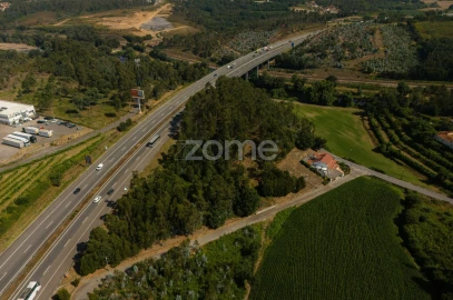 Terreno para Venda em Santo Tirso, Couto (Santa Cristina e São Miguel) e Burgães