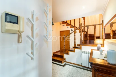 Apartamento T2 para Venda em Mafamude e Vilar do Paraíso