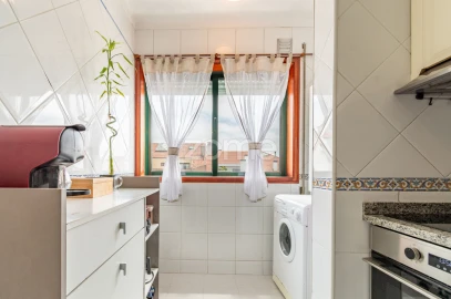 Apartamento T2 para Venda em Mafamude e Vilar do Paraíso