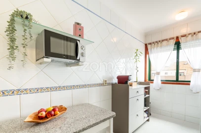 Apartamento T2 para Venda em Mafamude e Vilar do Paraíso