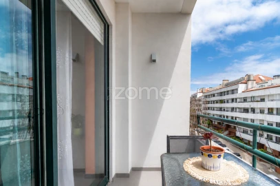 Apartamento T2 para Venda em Mafamude e Vilar do Paraíso