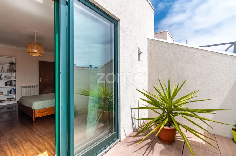 Apartamento T2 para Venda em Mafamude e Vilar do Paraíso Foto 24