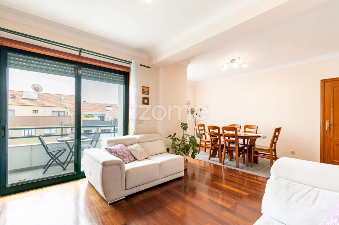 Apartamento T2 para Venda em Mafamude e Vilar do Paraíso Foto 14