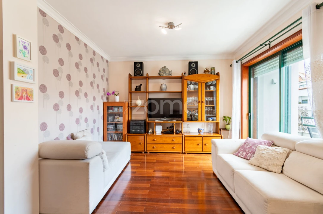 Apartamento T2 para Venda em Mafamude e Vilar do Paraíso Foto 13