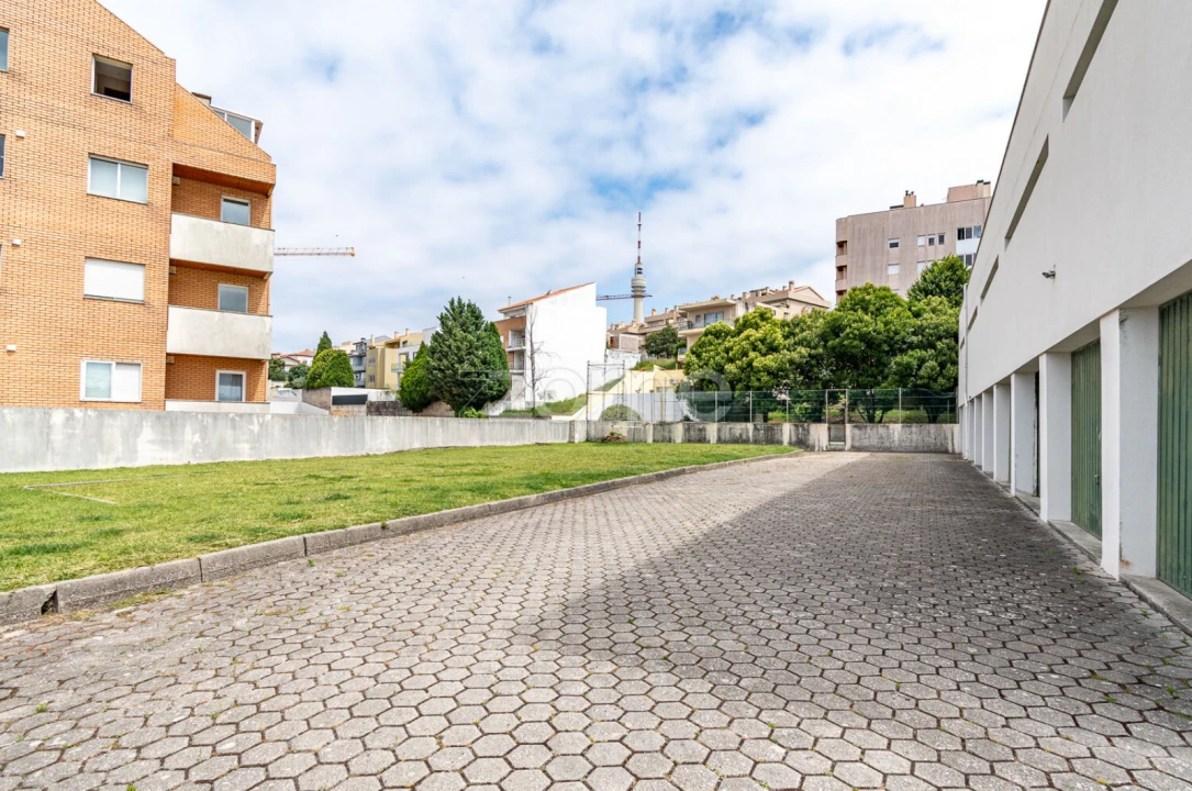 Apartamento T2 para Venda em Mafamude e Vilar do Paraíso Foto 39