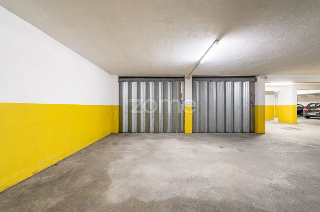 Apartamento T2 para Venda em Mafamude e Vilar do Paraíso Foto 40