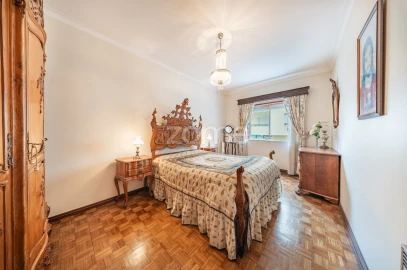 Apartamento T3 para Venda em Braga (São José de São Lázaro e São João do Souto)