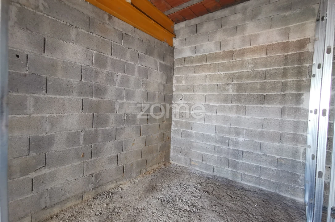 Apartamento T1 para Venda em Oliveira do Douro Foto 20