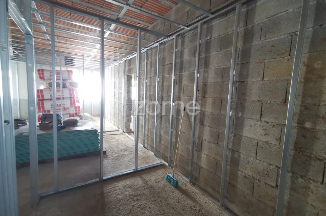 Apartamento T1 para Venda em Oliveira do Douro Foto 18