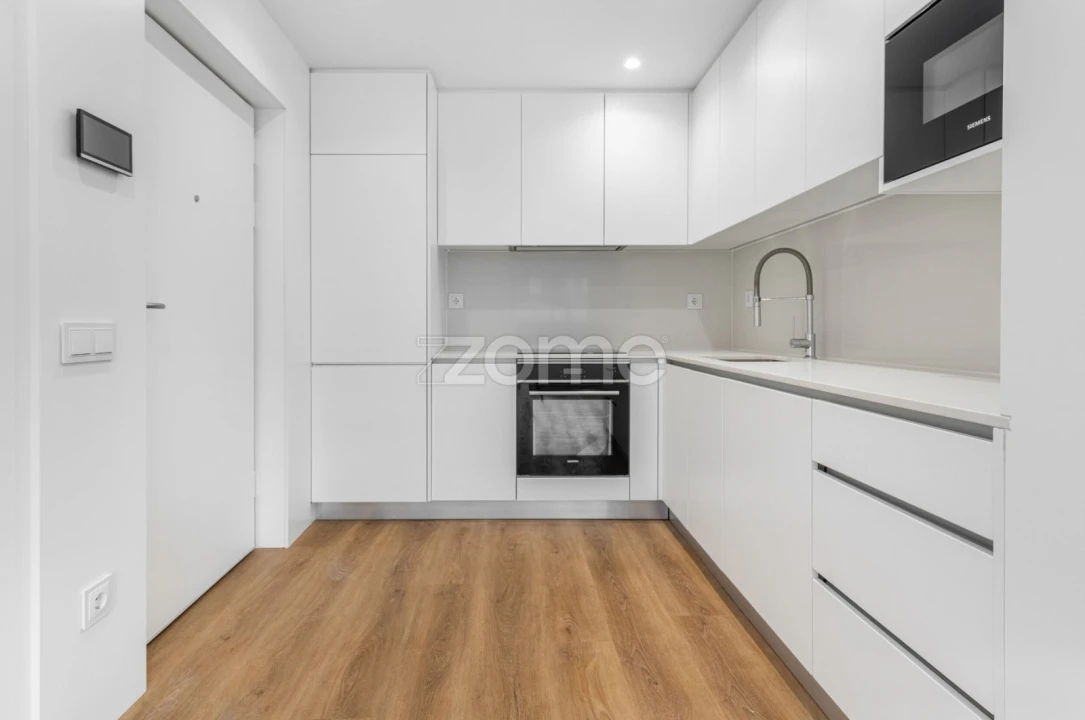 Apartamento T1 para Arrendamento em Cedofeita, Santo Ildefonso, Sé, Miragaia, São Nicolau e Vitória Foto 2