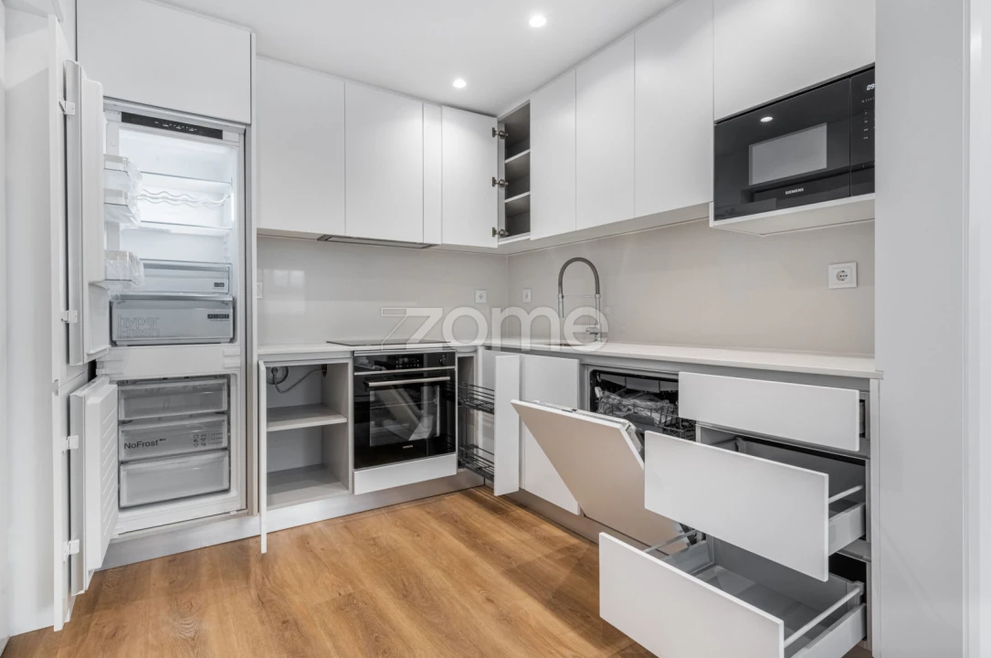 Apartamento T1 para Arrendamento em Cedofeita, Santo Ildefonso, Sé, Miragaia, São Nicolau e Vitória Foto 5