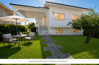 Moradia T3 para Venda em Santo Tirso, Couto (Santa Cristina e São Miguel) e Burgães