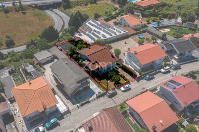 Moradia T3 para Venda em Santo Tirso, Couto (Santa Cristina e São Miguel) e Burgães