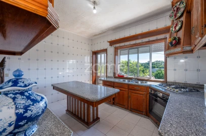 Moradia T3 para Venda em Santo Tirso, Couto (Santa Cristina e São Miguel) e Burgães