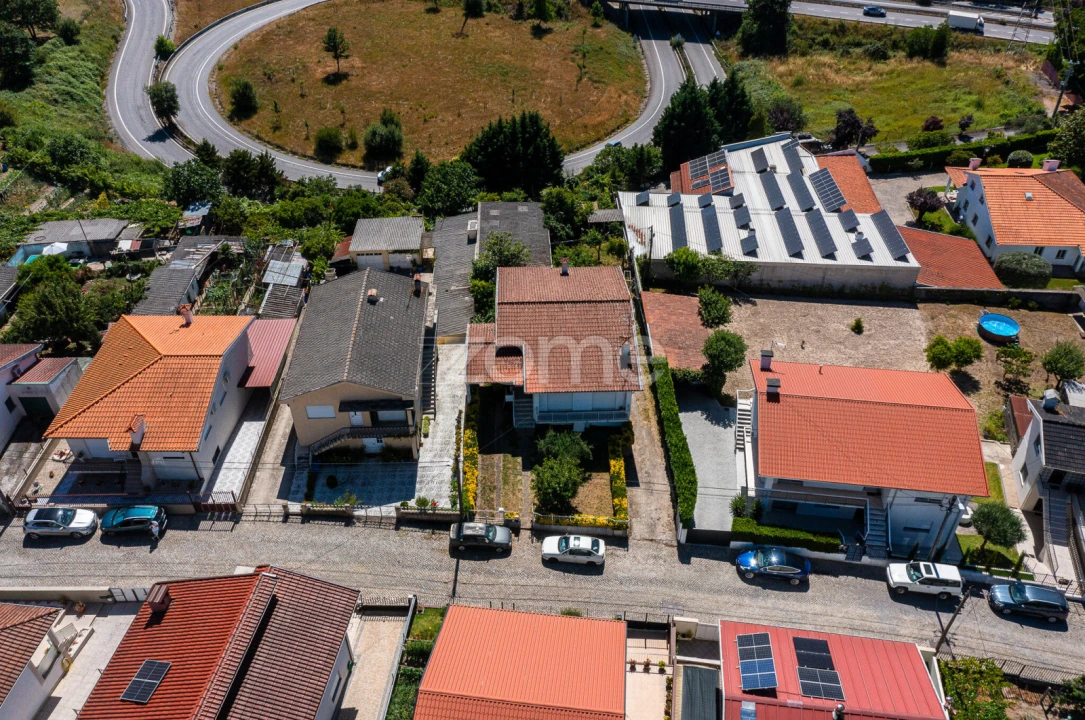 Moradia T3 para Venda em Santo Tirso, Couto (Santa Cristina e São Miguel) e Burgães Foto 38
