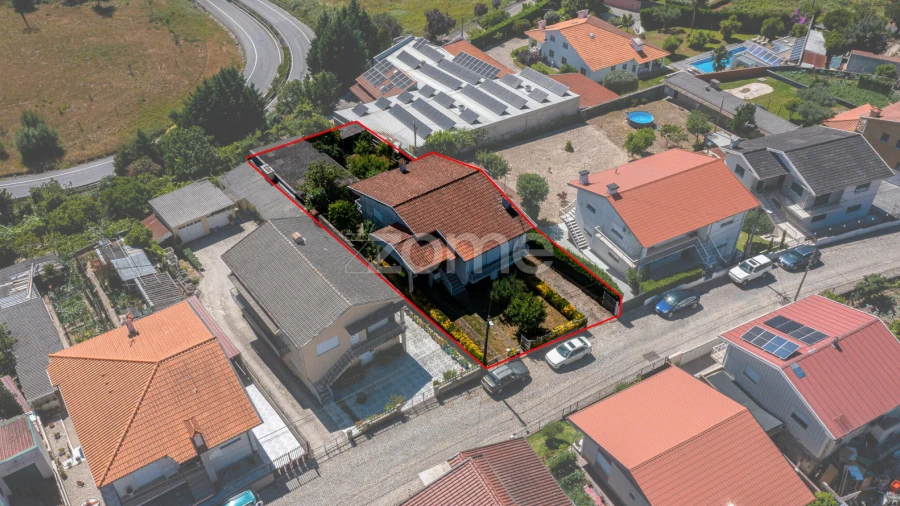 Moradia T3 para Venda em Santo Tirso, Couto (Santa Cristina e São Miguel) e Burgães