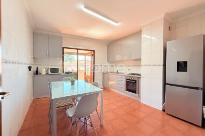 Apartamento T3 para Venda em Vila Nova de Famalicão e Calendário